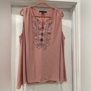 WHBM plus size dusty rose sleeveless blouse with embellishment
